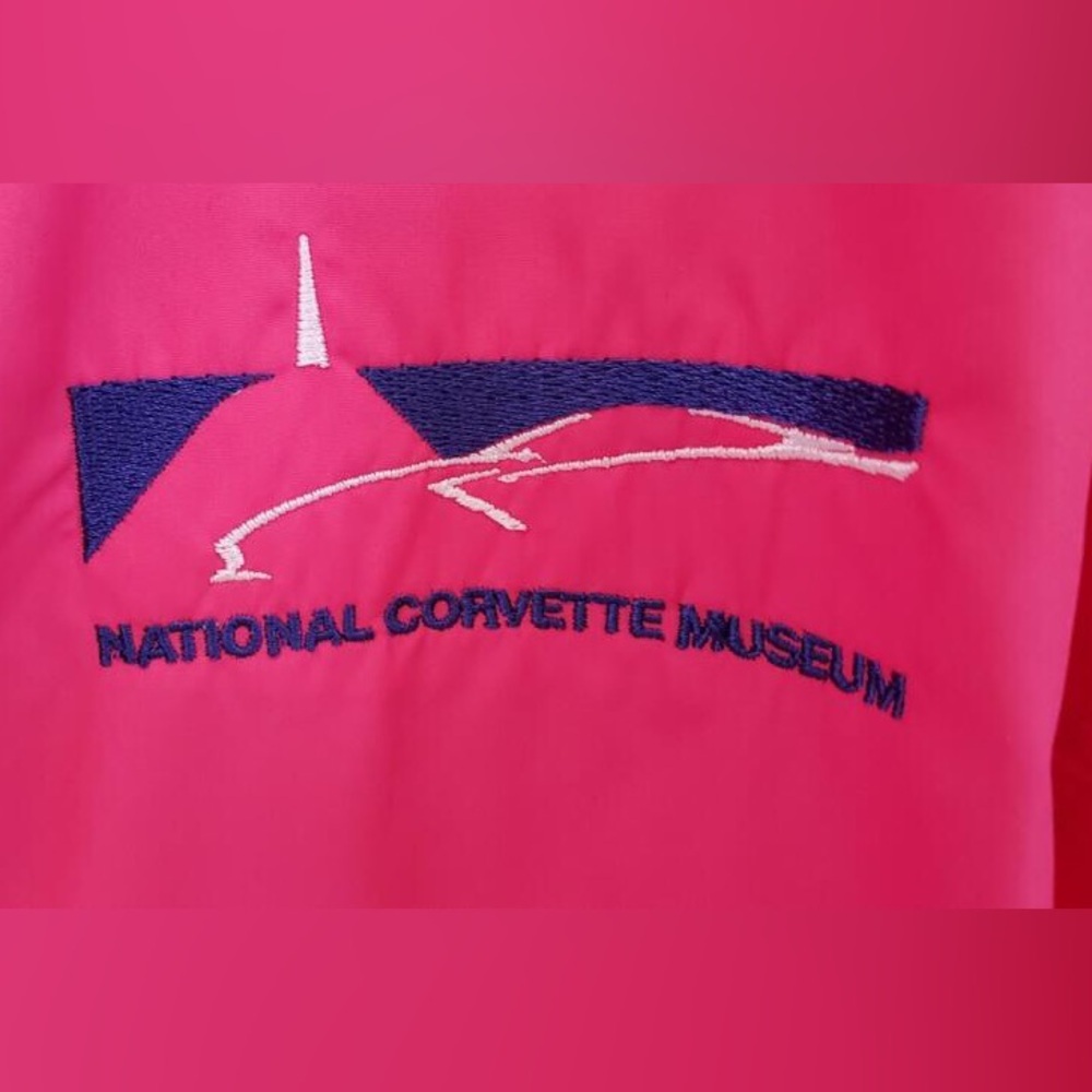 2/$30 Corvette Museum Hot Pink Windbreaker with Front Pocket Sz S - Picture 4 of 9